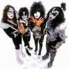 KISS CONTINUARÁN UTILIZANDO PIROTÉCNIA