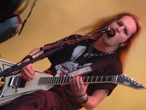 CHILDREN OF BODOM: "Nuestro primer disco debería ser destruído por completo!"