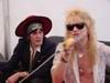 EL GUITARRA DE HANOI ROCKS BUSCA SUS DIENTES