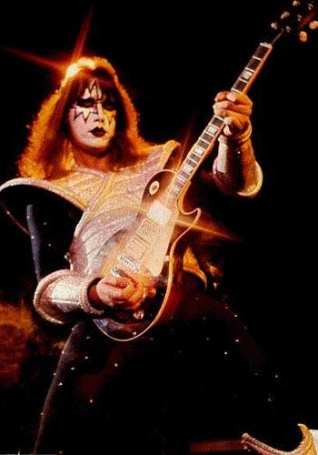 REAPARECE ACE FREHLEY