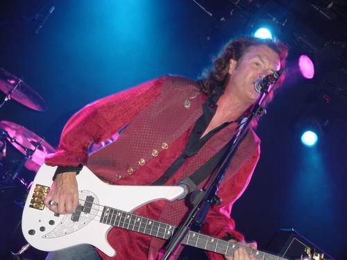 NUEVO VIDEO DE GLENN HUGHES