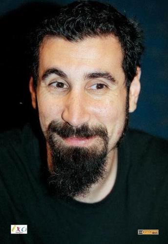 DISCO EN SOLITARIO DE SERJ TANKIAN