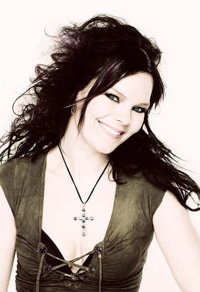 NIGHTWISH PRESENTA A SU NUEVA VOCALISTA