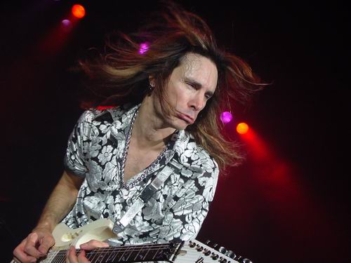 DOBLE CD EN DIRECTO DE STEVE VAI