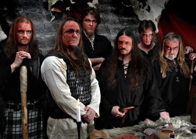 Y TAMBIEN VIKING/FOLK PARA NAPALM RECORDS