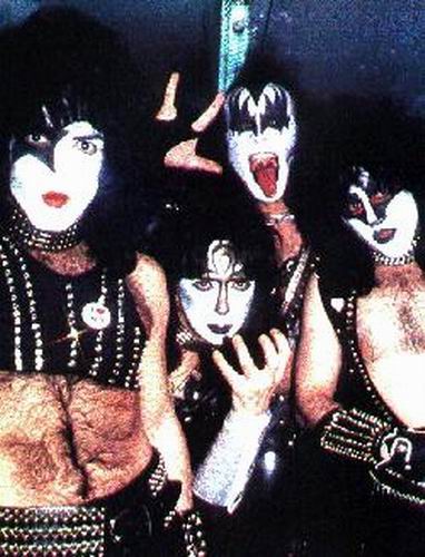 AVANCE DEL NUEVO DVD DE KISS