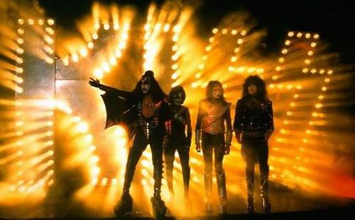 KISS CONFIRMAN OTRA FECHA