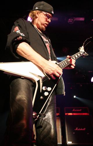 MÁS FECHAS DE MICHAEL SCHENKER