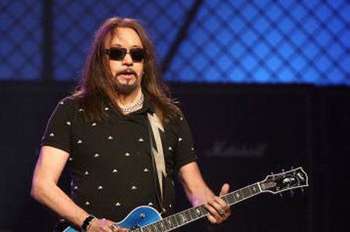 ACE FREHLEY PODRÍA ESTRENAR NUEVAS CANCIONES