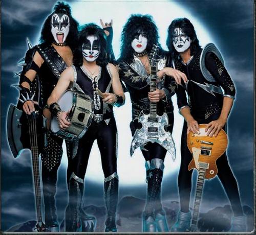 ¿KISS EN SUECIA EN MAYO?