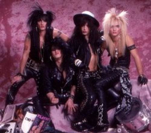 VUELVEN PRETTY BOY FLOYD