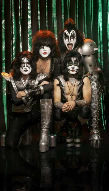 KISS ANUNCIAN OFICIALMENTE SU VISITA A ESPAÑA Y AL RESTO DE EUROPA - SE ANUNCIA EL KOBETASONIK!