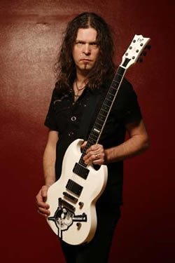 SENTENCIA DE DOS AÑOS DE PRISIÓN PARA EL GUITARRISTA DE CANDLEMASS