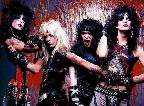 MOTLEY CRUE: SAMPLES DE TODO EL DISCO