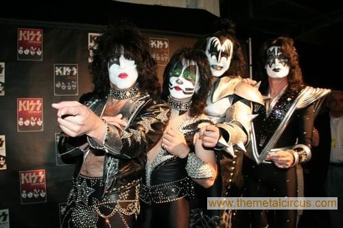 NUEVO “GREATEST-HITS” DE KISS