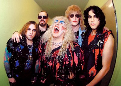 TWISTED SISTER A BROADWAY