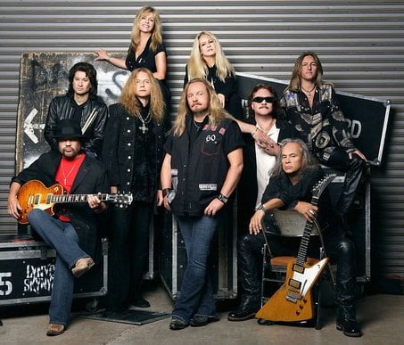 LYNYRD SKYNYRD CON ROADRUNNER RECORDS