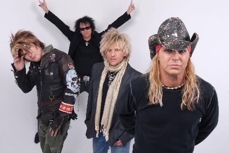 POISON: “HAY UN RESPETO MUTUO ENTRE DEF LEPPARD Y NOSOTROS”