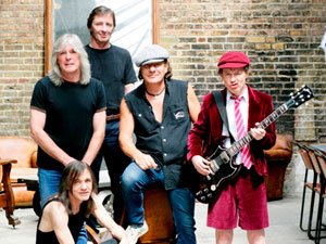 ¡¡ÚLTIMAS ENTRADAS PARA EL CONCIERTO DE AC/DC EN BARCELONA!!