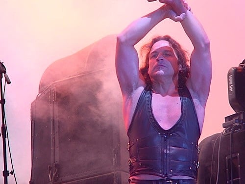 Manowar ofrecen un adelanto desde el estudio