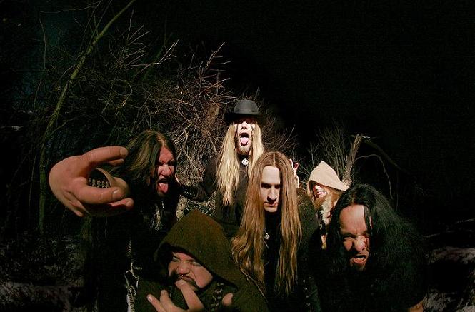 FINNTROLL ENTRAN A GRABAR