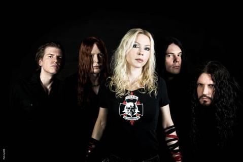 ARCH ENEMY Y LEAVES EYES AL METAL FEMALE VOICES FEST DE 2010