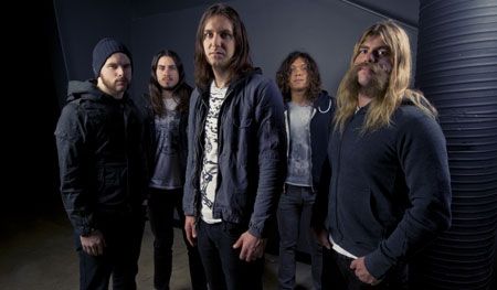 AS I LAY DYING ANUNCIAN TÍTULO