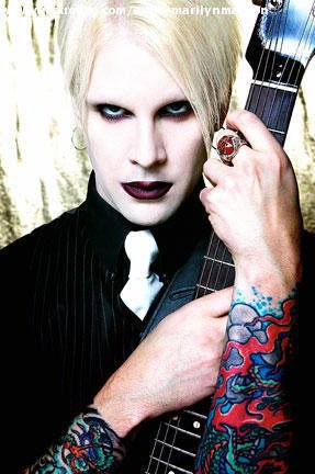 DETALLES DE LO NUEVO DE JOHN 5