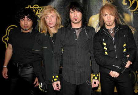 STRYPER COMIENZAN A GRABAR SU DISCO DE VERSIONES