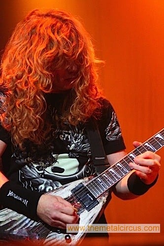 DAVE MUSTAINE: “ME HICE CRISTIANO Y ENCONTRÉ UNA MEJOR FORMA DE VIDA”