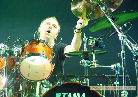 LARS ULRICH: CARTA ABIERTA A RONNIE JAMES DIO