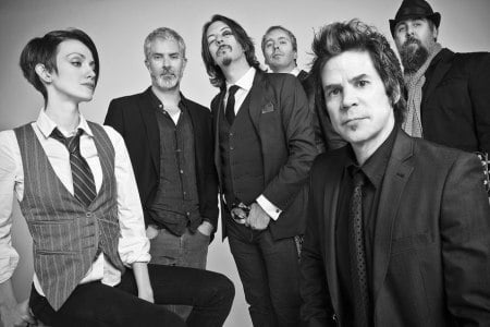 TONY HARNELL ESTRENA DISCO CON NUEVA BANDA