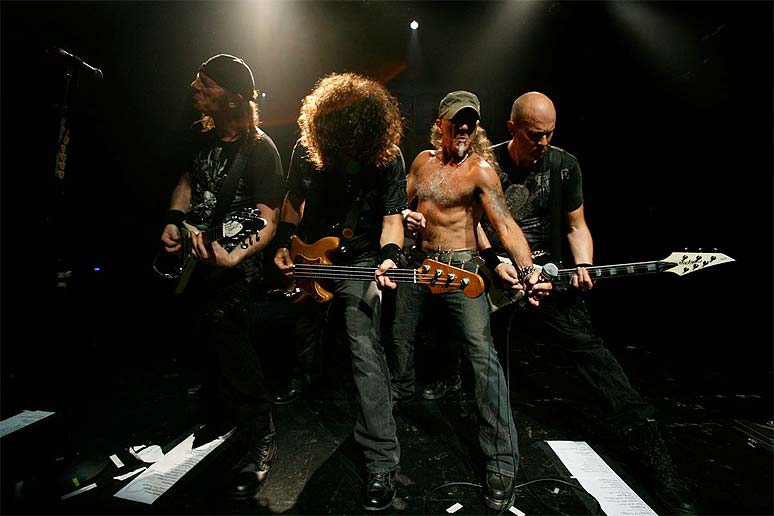 ACCEPT CONFIRMAN SU PRESENCIA EN DOS SONISPHERE