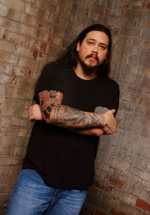 CHI CHENG DE DEFTONES, SE RECUPERA LENTAMENTE