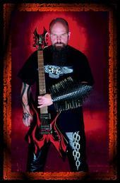 KERRY KING: “QUE LA GENTE SE OFENDIERA CON “ANGEL OF DEATH” ME DIO COMBUSTIBLE PARA HACER MÚSICA TODA MI VIDA”