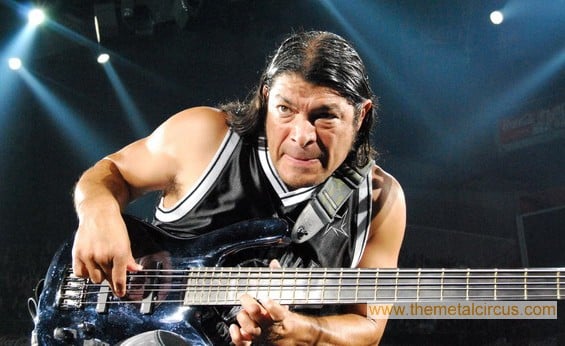 ROBERT TRUJILLO: “ES IMPORTANTE QUE LARS Y JAMES VUELVAN A CONECTAR CON DAVE MUSTAINE”