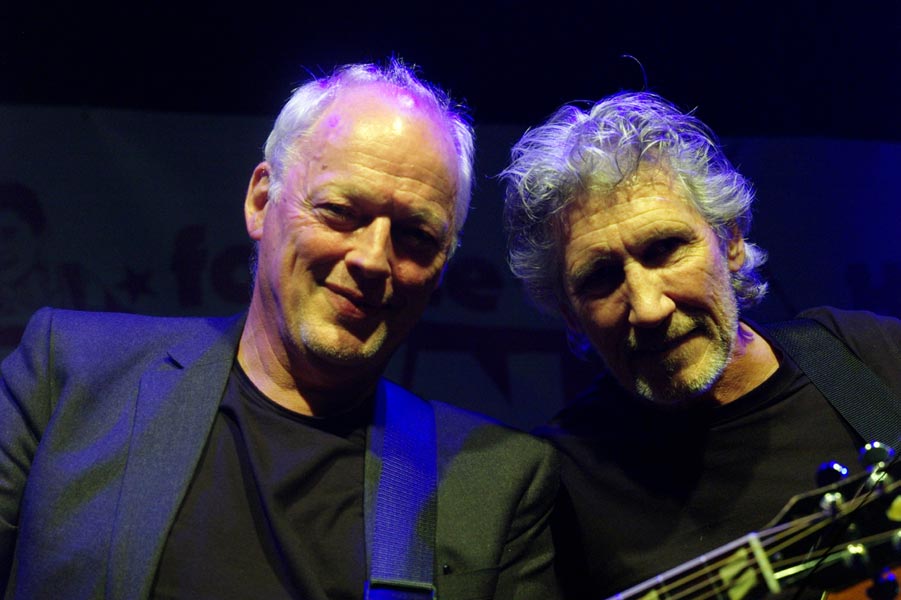 DAVID GILMOUR Y ROGER WATERS ACTUARON JUNTOS DE NUEVO