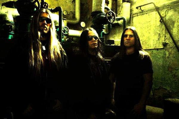 HYPOCRISY ANUNCIAN GIRA POR SUDAMERICA