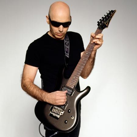 JOE SATRIANI PUBLICA NUEVO TRABAJO