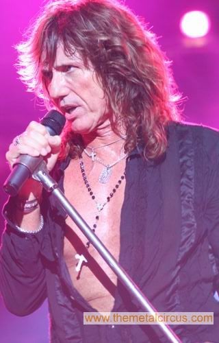 NUEVO BAJISTA EN WHITESNAKE