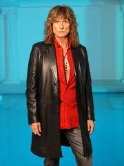 WHITESNAKE: SU TECLISTA ABANDONA