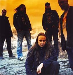 ENTOMBED ANUNCIAN  NUEVO BAJISTA