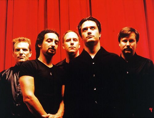 FAITH NO MORE ANUNCIAN EL ÚLTIMO CONCIERTO DE SU GIRA DE REUNIÓN