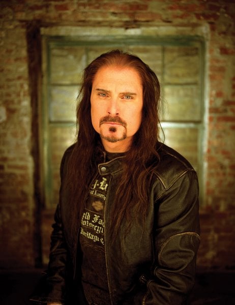 JAMES LABRIE: “ESTAMOS MÁS QUE CAPACITADOS PARA SEGUIR CON EL LEGADO DE DREAM THEATER”