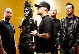 LIMP BIZKIT: SU BATERÍA CON PROBLEMAS DE SALUD