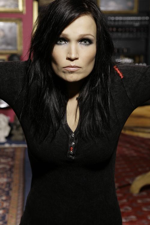 TARJA TURUNEN EN LAS LISTAS DE VENTAS