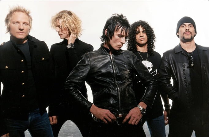 VELVET REVOLVER SIGUEN BUSCANDO VOCALISTA