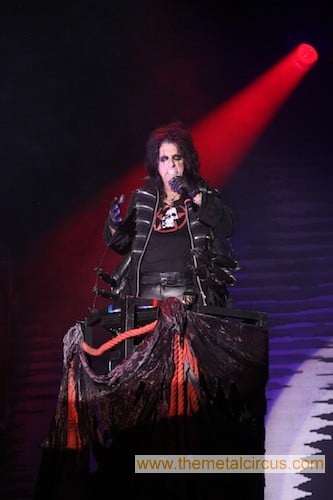 ALICE COOPER DESVELA SU NUEVO LINE-UP