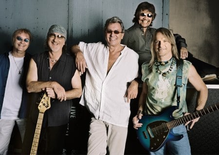 DEEP PURPLE DE GIRA CON ORQUESTA