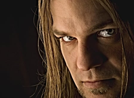 ICED EARTH PRESENTAN A SU NUEVO VOCALISTA – ANUNCIAN GIRA EUROPEA